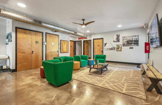 Second floor sitting area