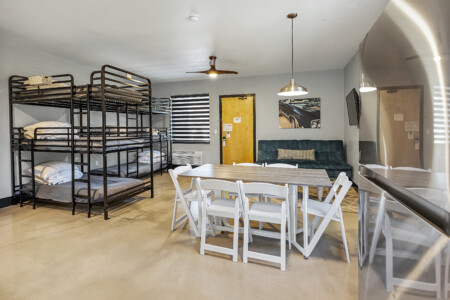 Flexible living space In 975 sq ft suite
