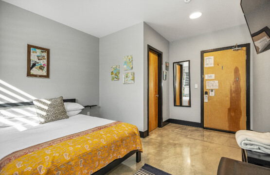 Second floor queen room for 2