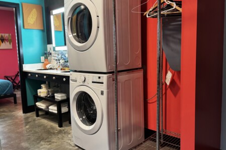 Miami Beach suite
first floor
2 Private queen bedroom, full bathroom, 6 bunkbeds, full kitchen, laundry, flexible living and dining area.