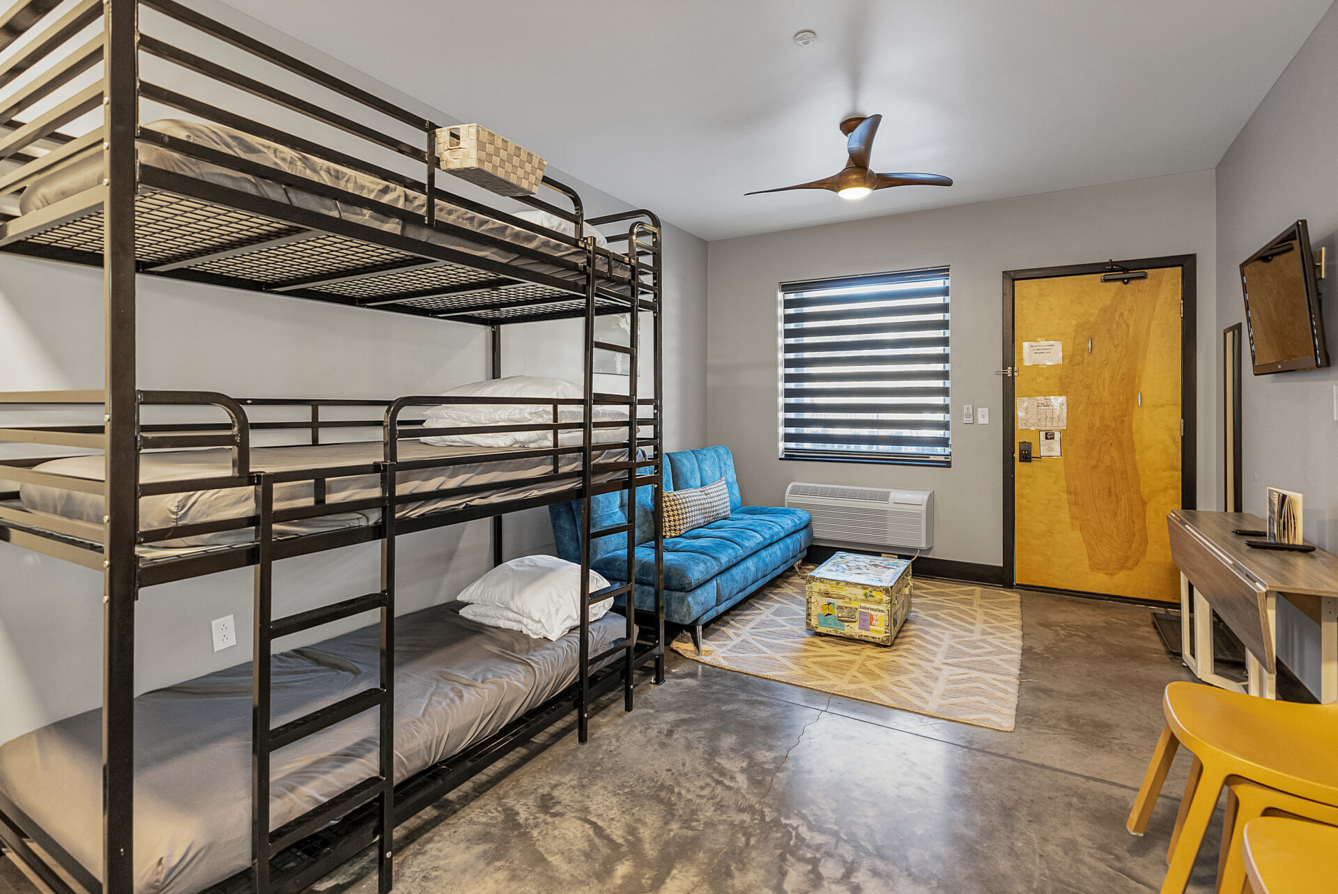 Boxcar 1
first floor Private queen room, full bathroom, efficiency kitchen, 3 bunkbeds, flexible dining and living room.