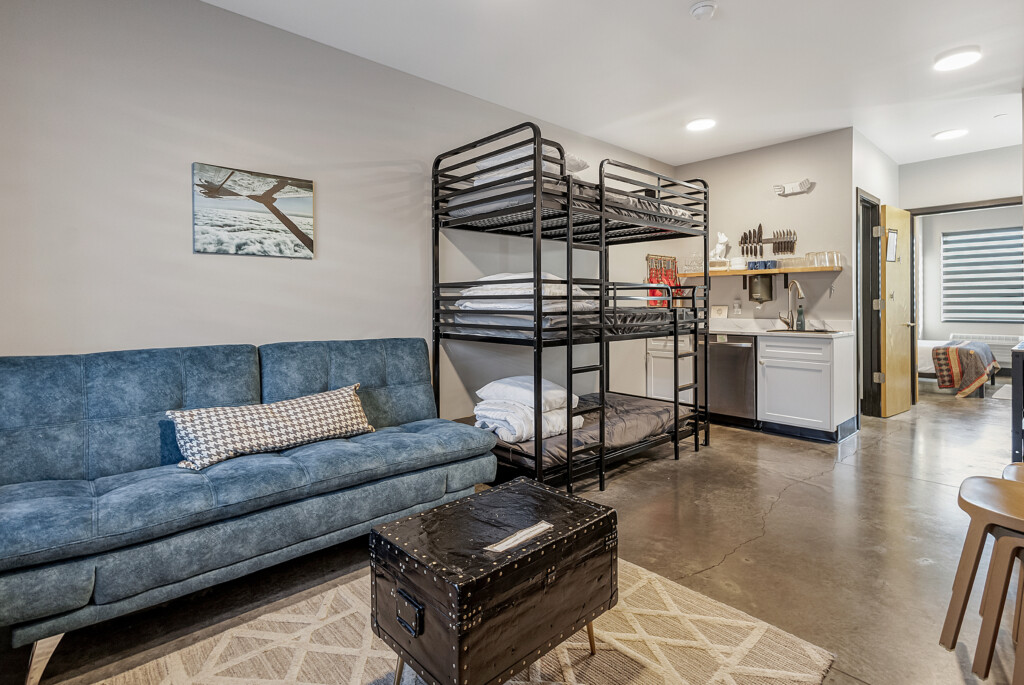 Flexible living space in suite