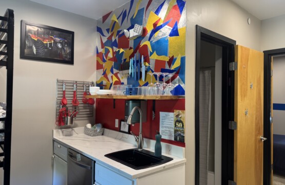 Bigfoot suite
second floor
Private queen bedroom, full bathroom, 3 bunkbeds, efficiency kitchen, flexible living and dining area.